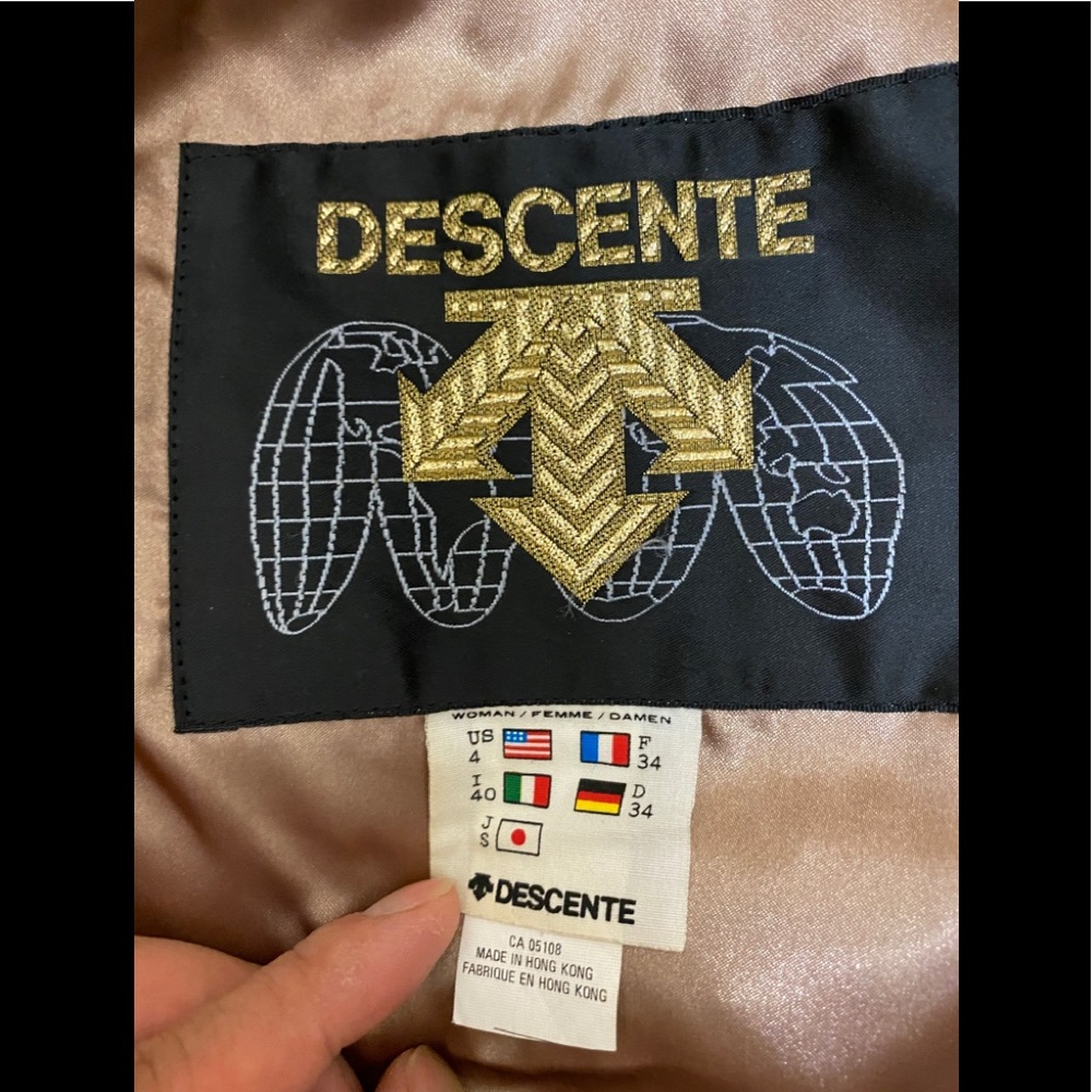 SOLD-Descente 1 Piece Ski Suit Women’s Size 4 - Picture 10 of 16